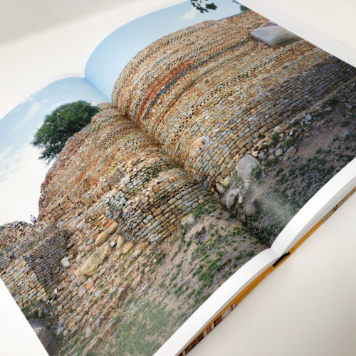 Zimbabwe: Art, Symbol and Meaning