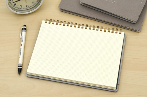 Midori + Stand Notebook - A5 - Cross Grid