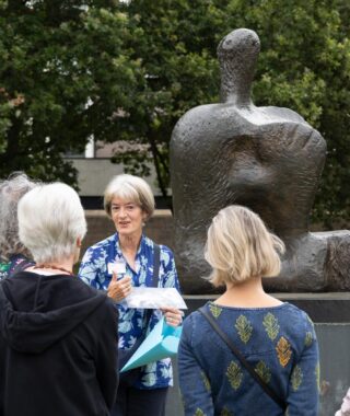 Sculpture-Park-tour.-Photo--Kate-Wolstenholme_9-(2)